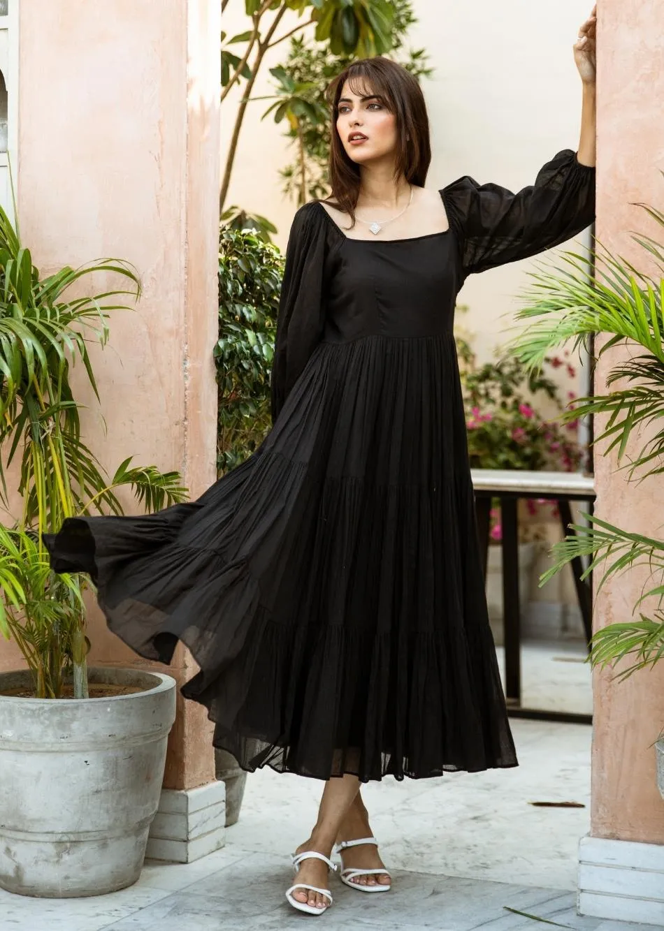 Black Solid Mulmul Square Neck Tiered Midi Dress