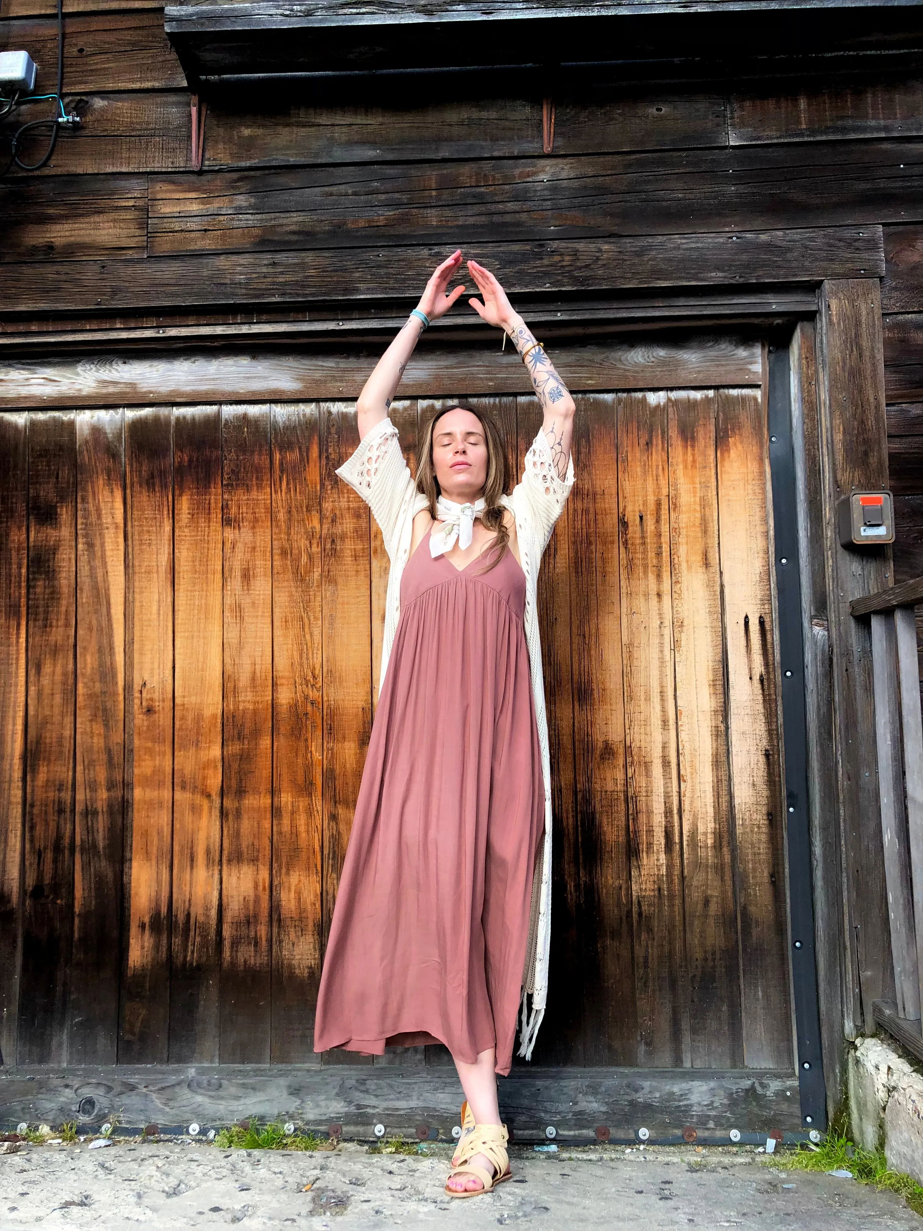 Terracotta Cypress Maxi Dress - Elegant Summer Style with Adjustable Straps and Flattering Fit