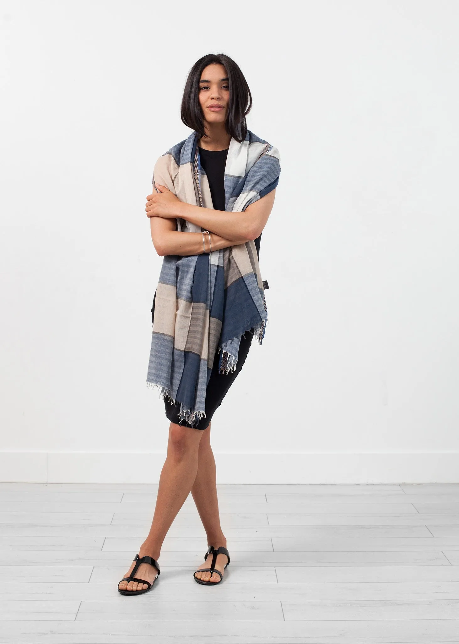 Desna Dress - A Stylish and Fashionable Choice