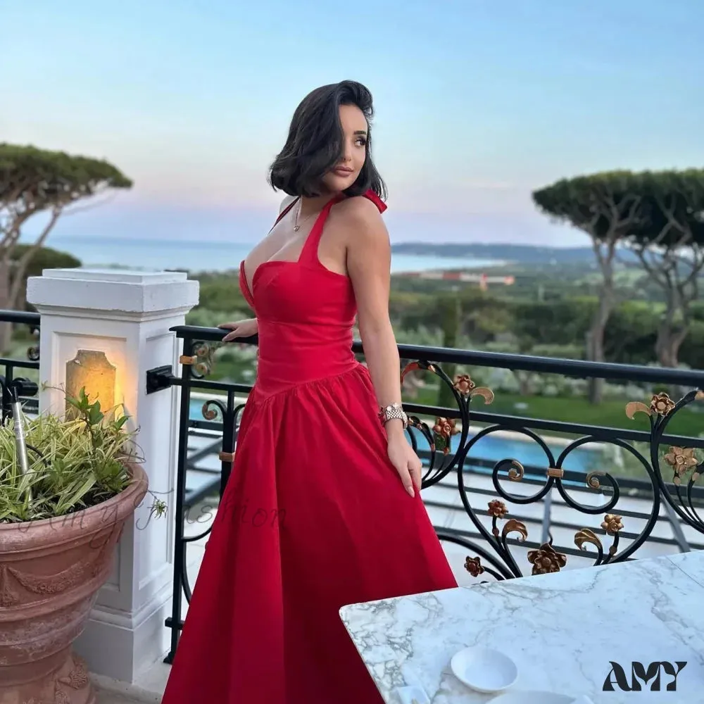 Elegant Fit and Flare Christmas Party Dress