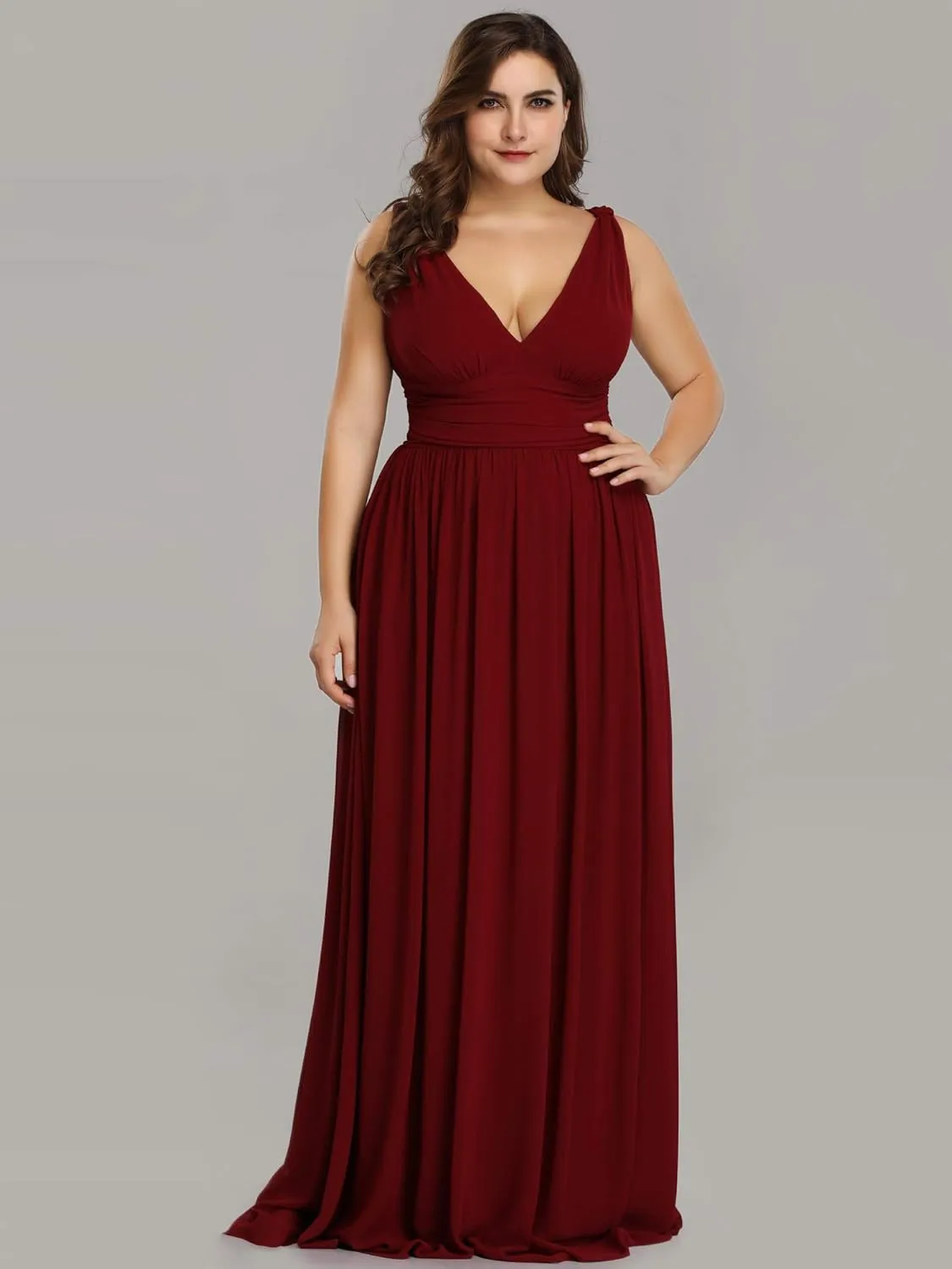 Ever-Pretty V Neck Sleeveless Pleated Chiffon Maxi Plus Size Formal Dresses for Women Bridesmaid Dresses 09016-DA