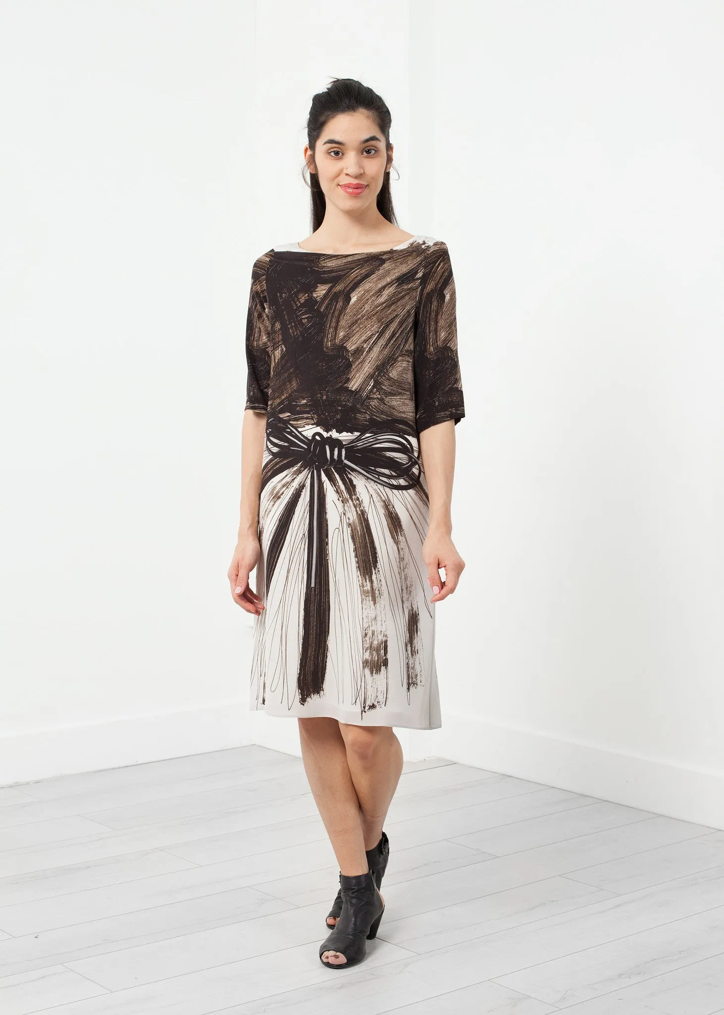 Graphic Dress - A Stylish and Fashionable Choice