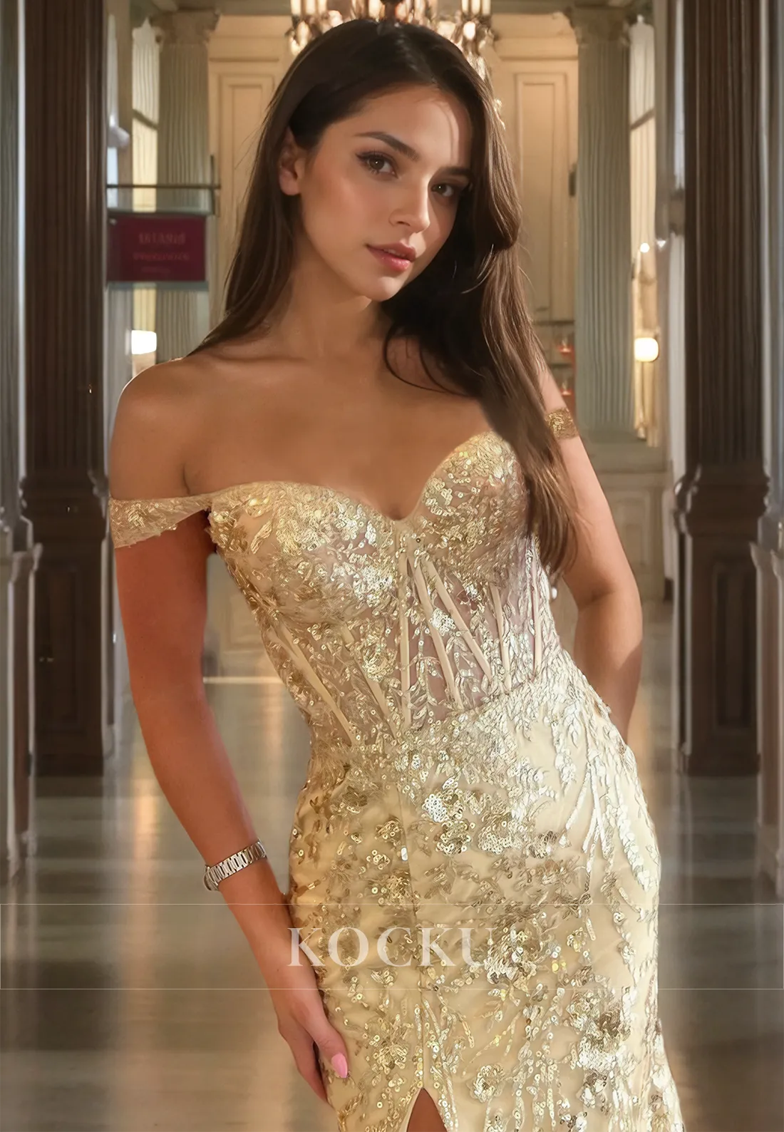 Off-Shoulder Sweetheart Sleeveless Stripe Sheath Formal Dress Sparkly Appliques Prom Dress with Slit