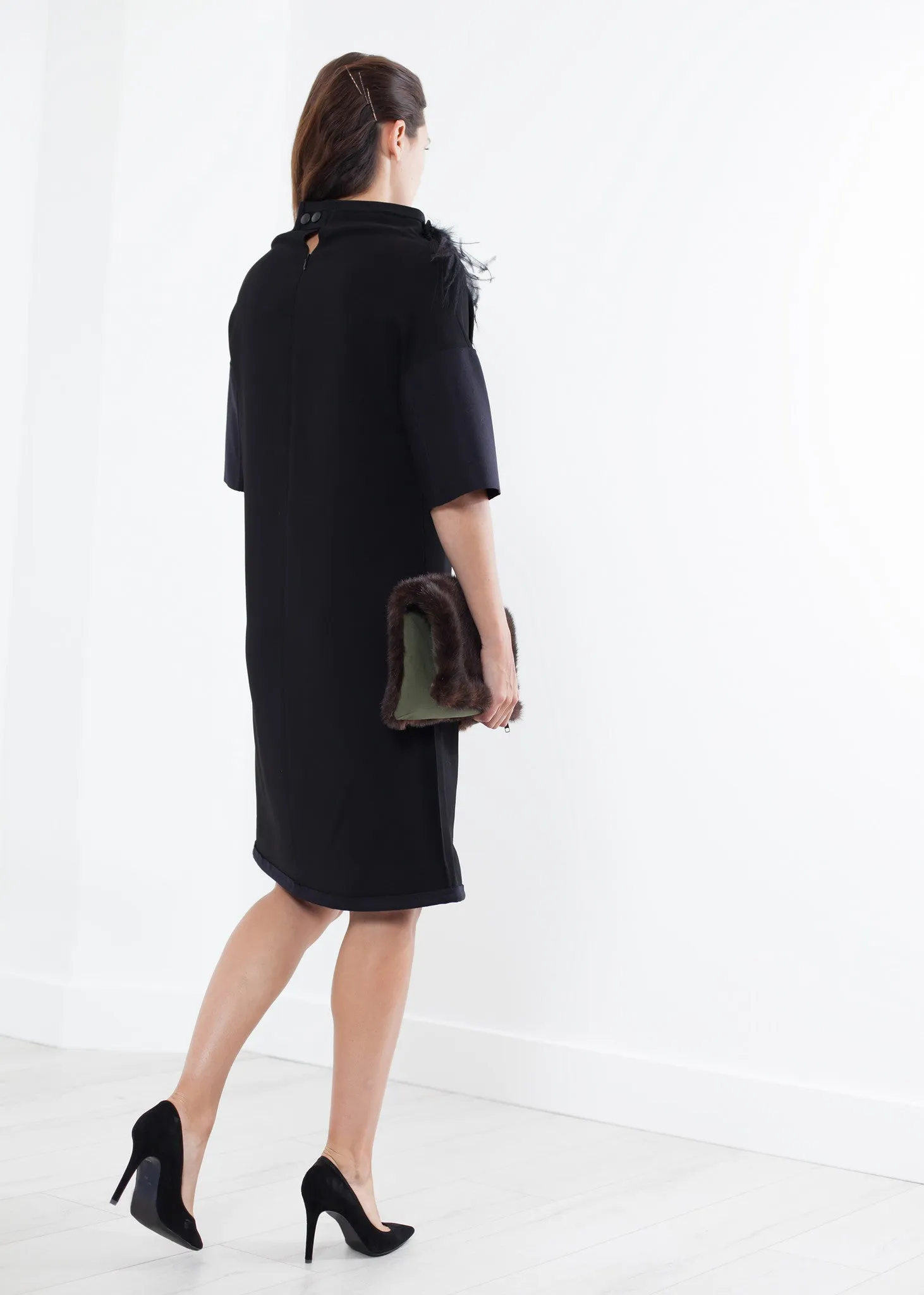 Ostrich Plume Dress in Black - A Stylish and Fashionable Choice