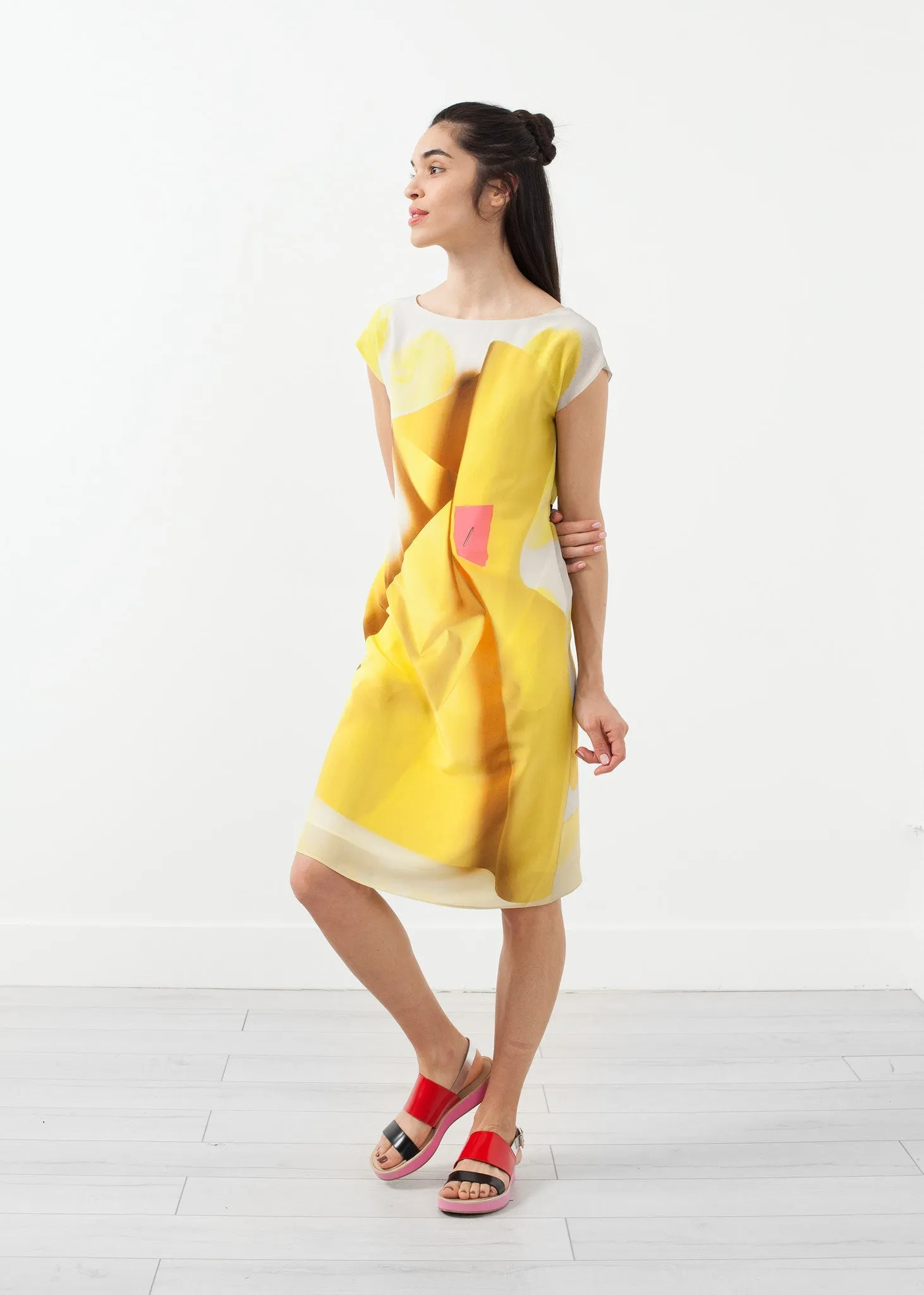 Paper Dress - A Stylish and Fashionable Choice