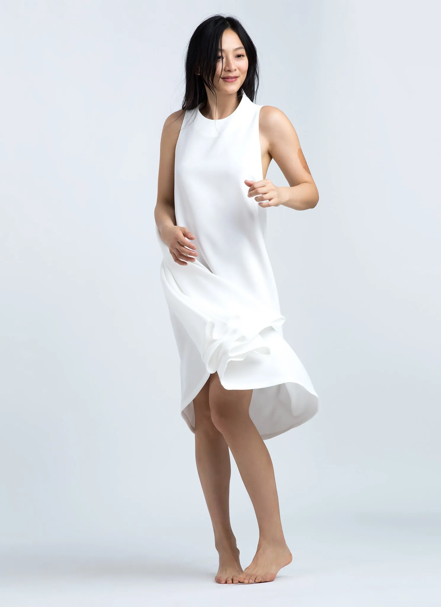 Punica Sleeveless V Back Dress / Size XS - White