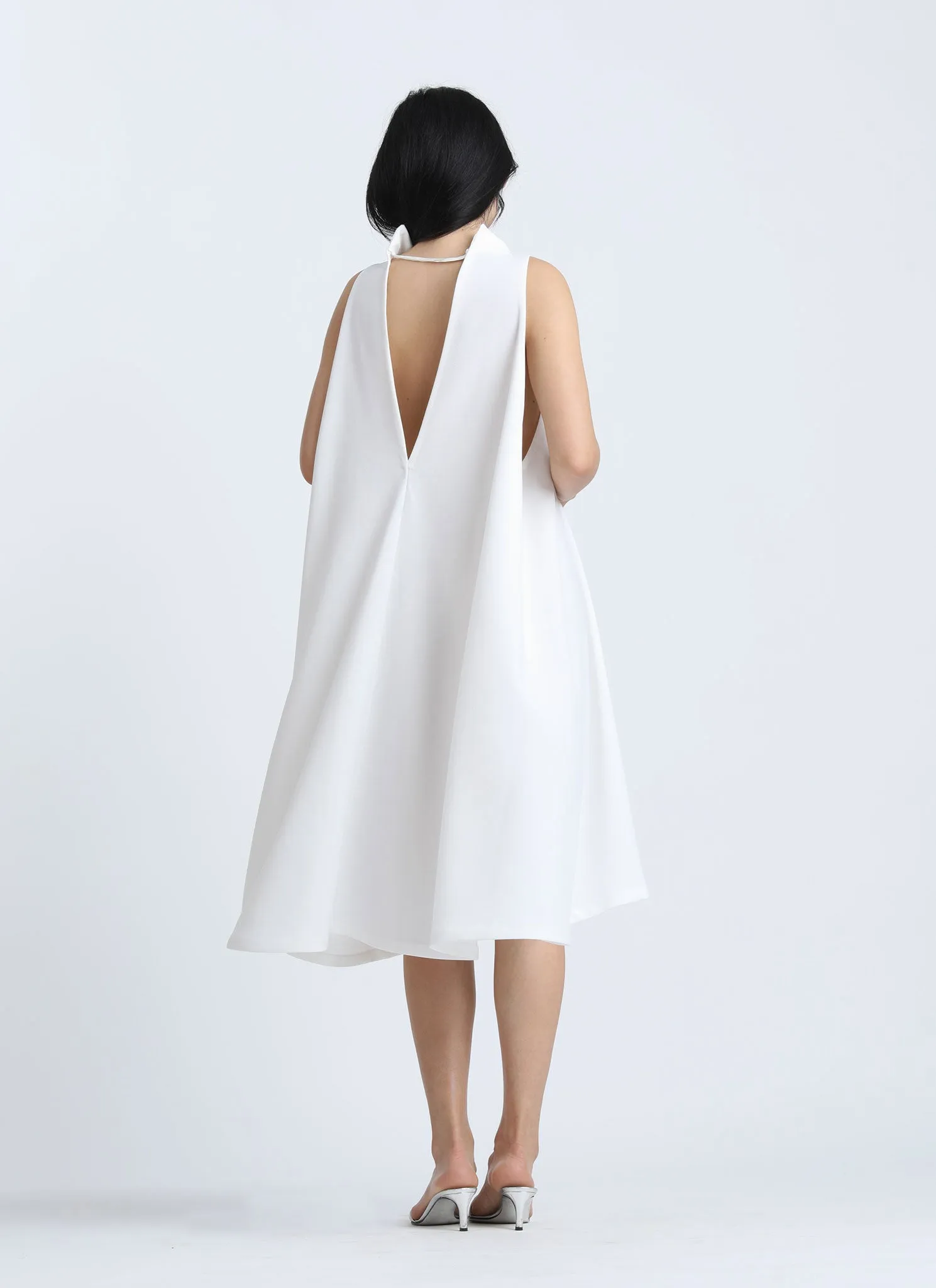 Punica Sleeveless V Back Dress / Size XS - White