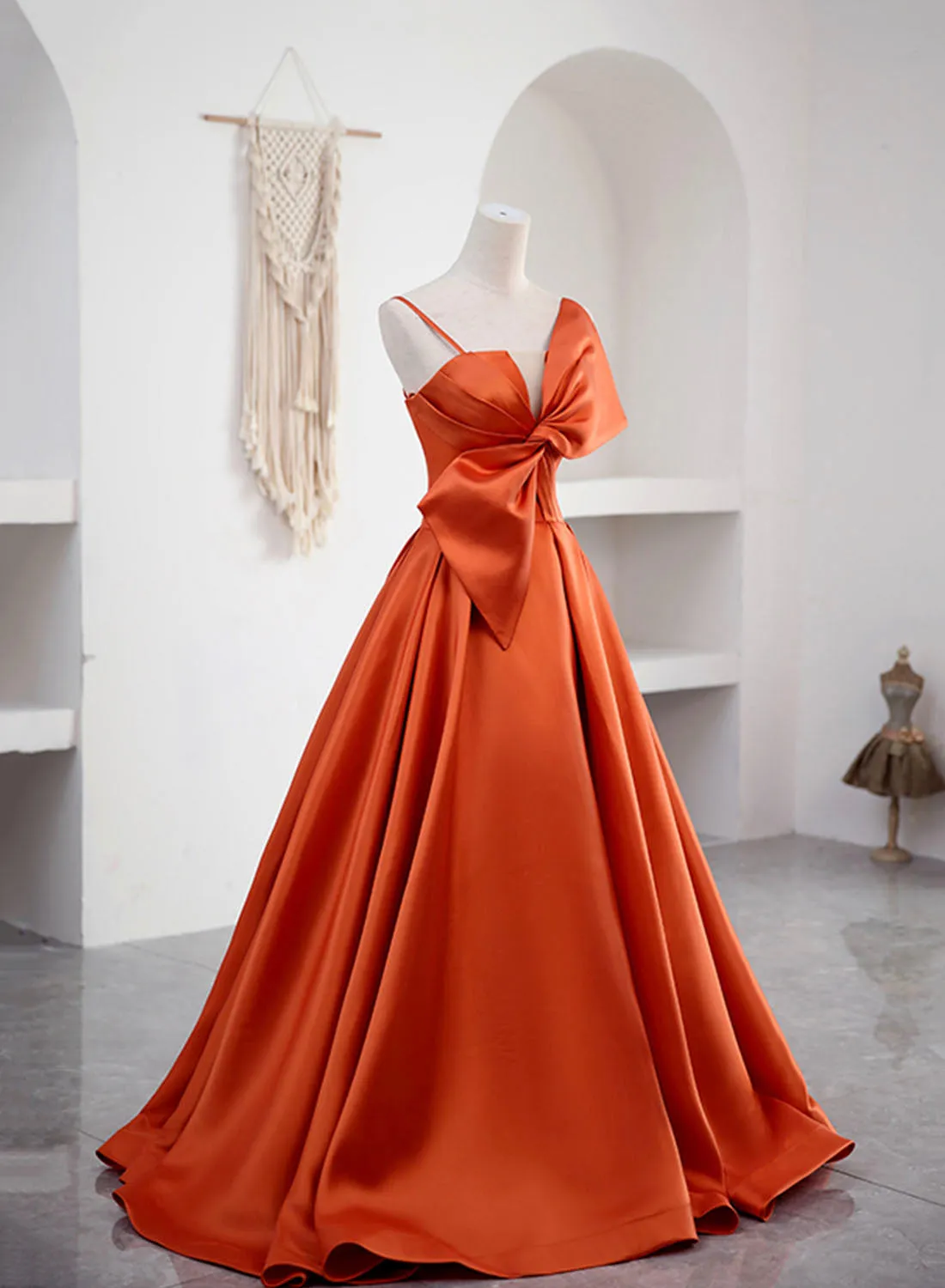 Elegant A-Line Floor-Length Orange Satin Prom Formal Evening Dress with Spaghetti Straps