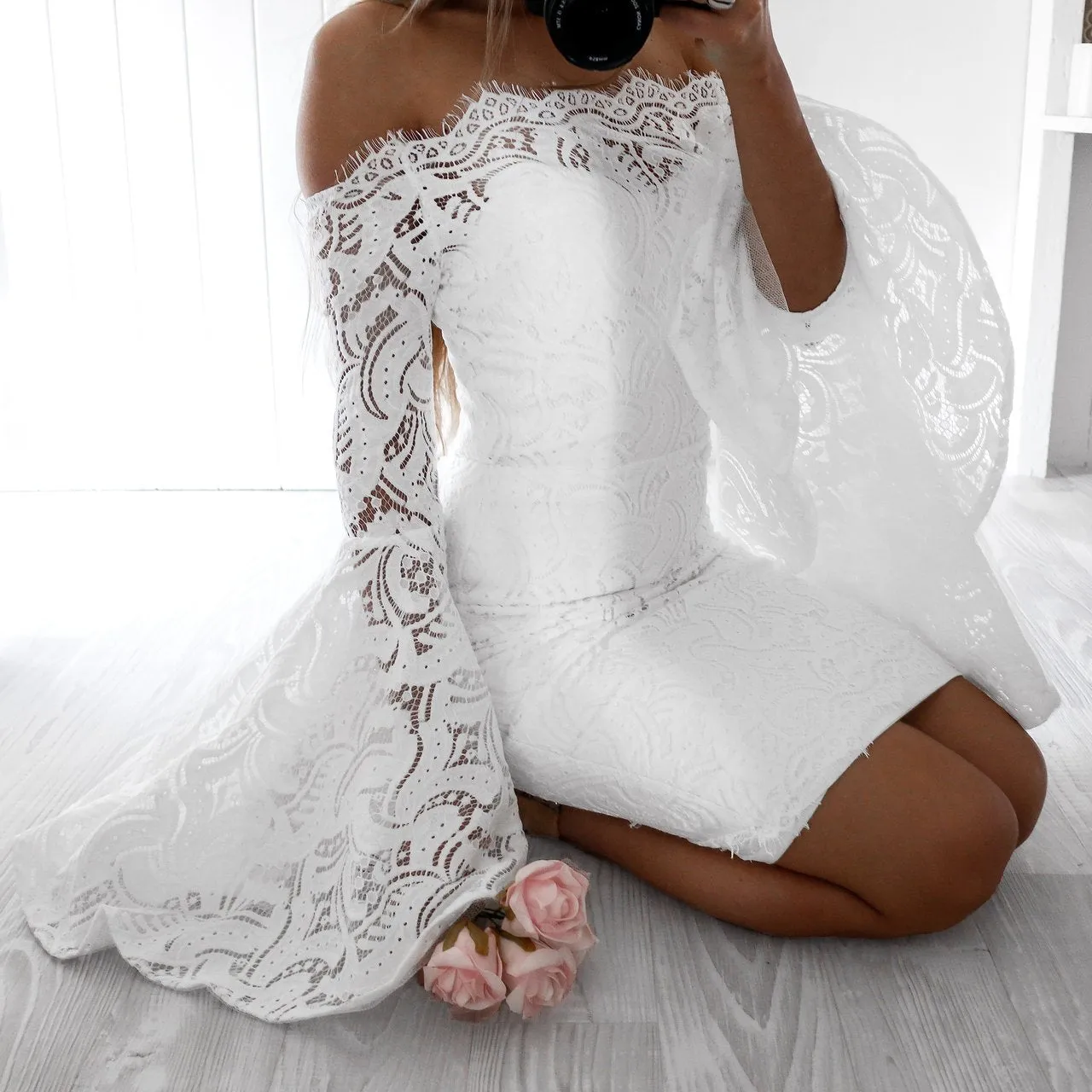 Strapless Bodycon Stretch Horn sleeve Knee-length Dress