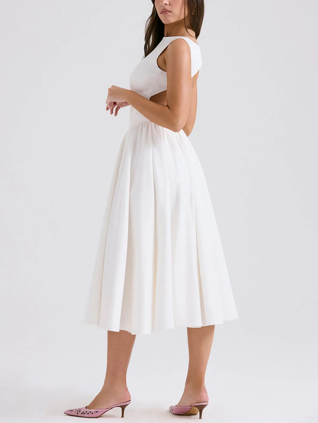 Stylish And Elegant Solid Color Round Neck Backless Sleeveless Midi Dress