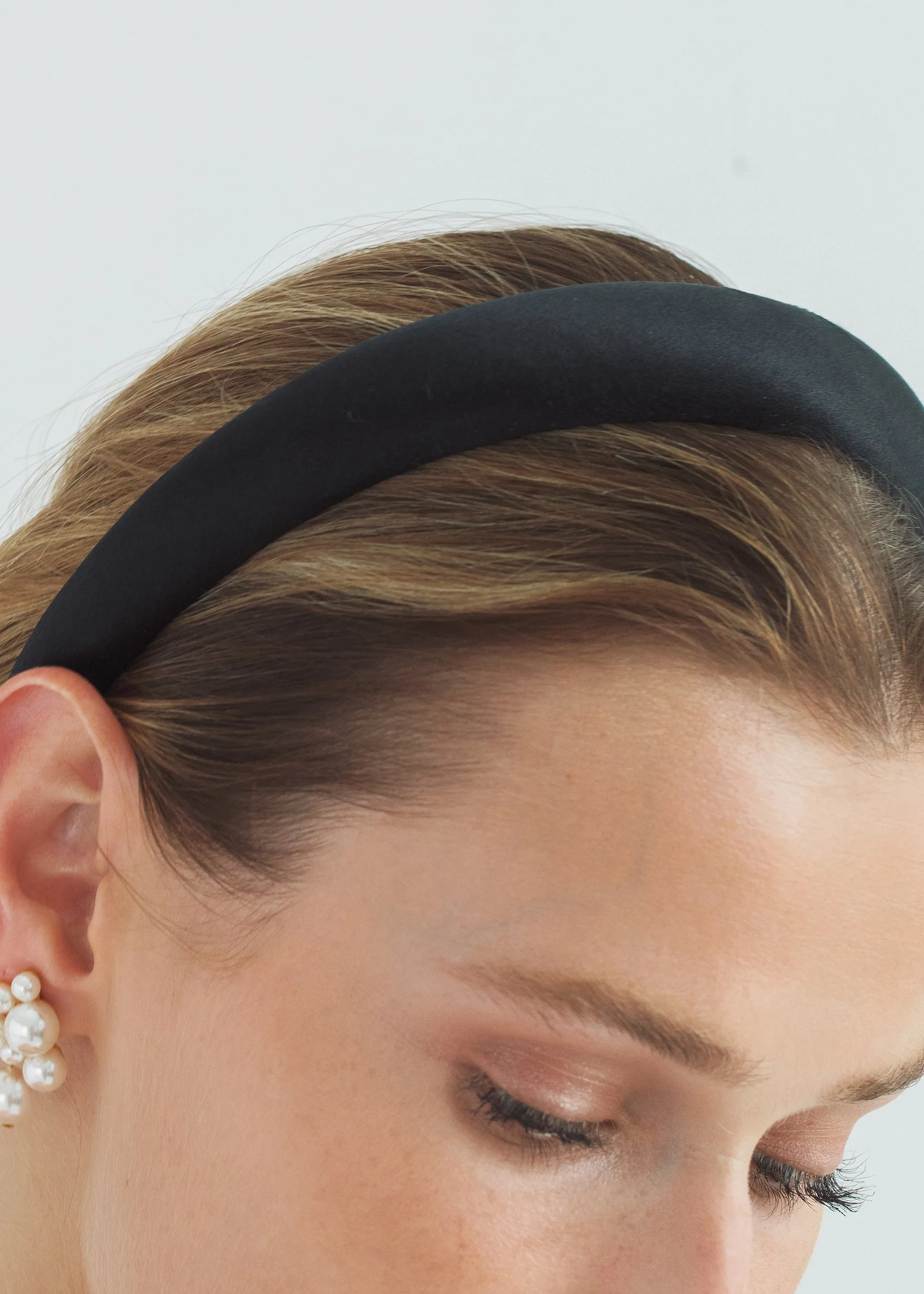 Tori Headband in Satin -- Black