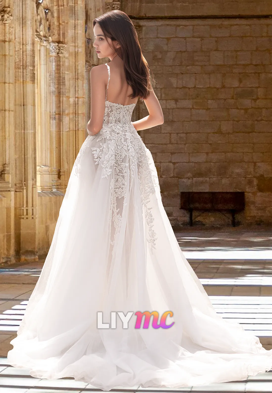 V-Neck Spaghetti Straps Floral Appliques A-Line Beach Wedding Dress