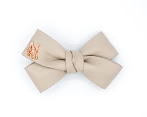 Vegan Leather Twist Hair Bow - Crème Brûlée